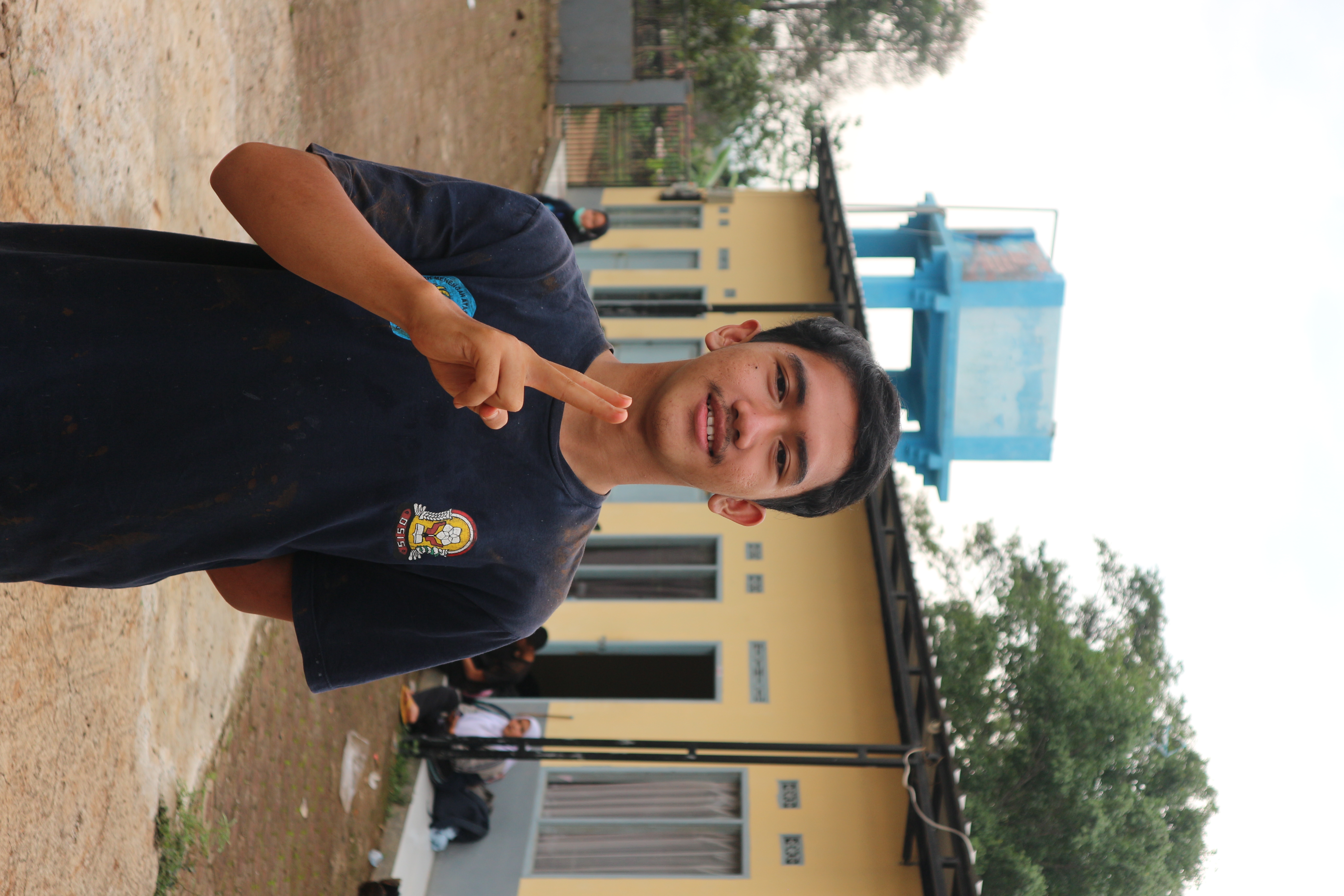 latar